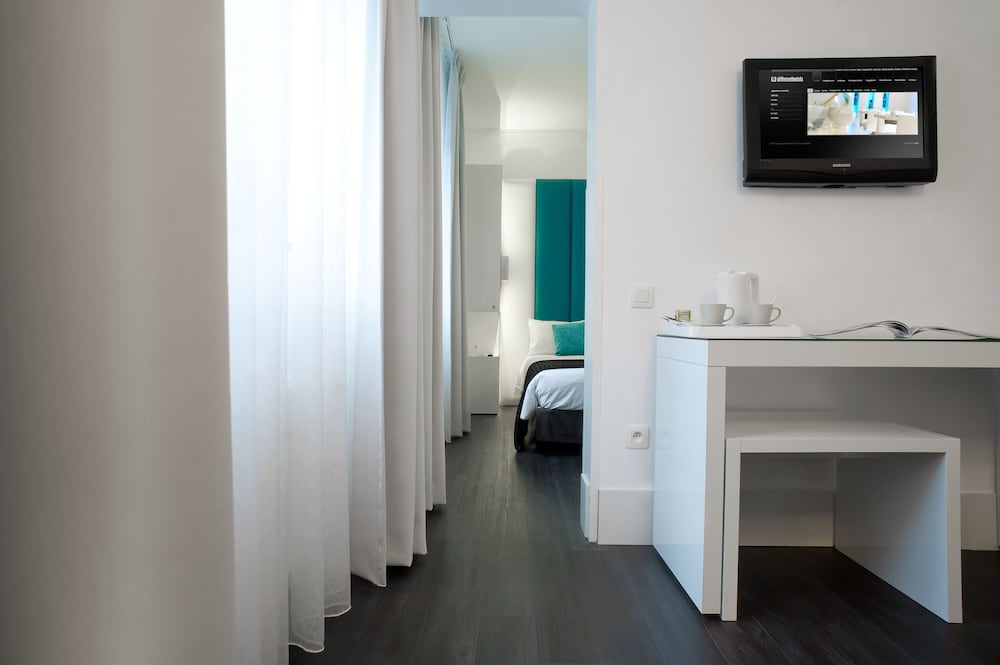 Deluxe Double Room - Photo 4