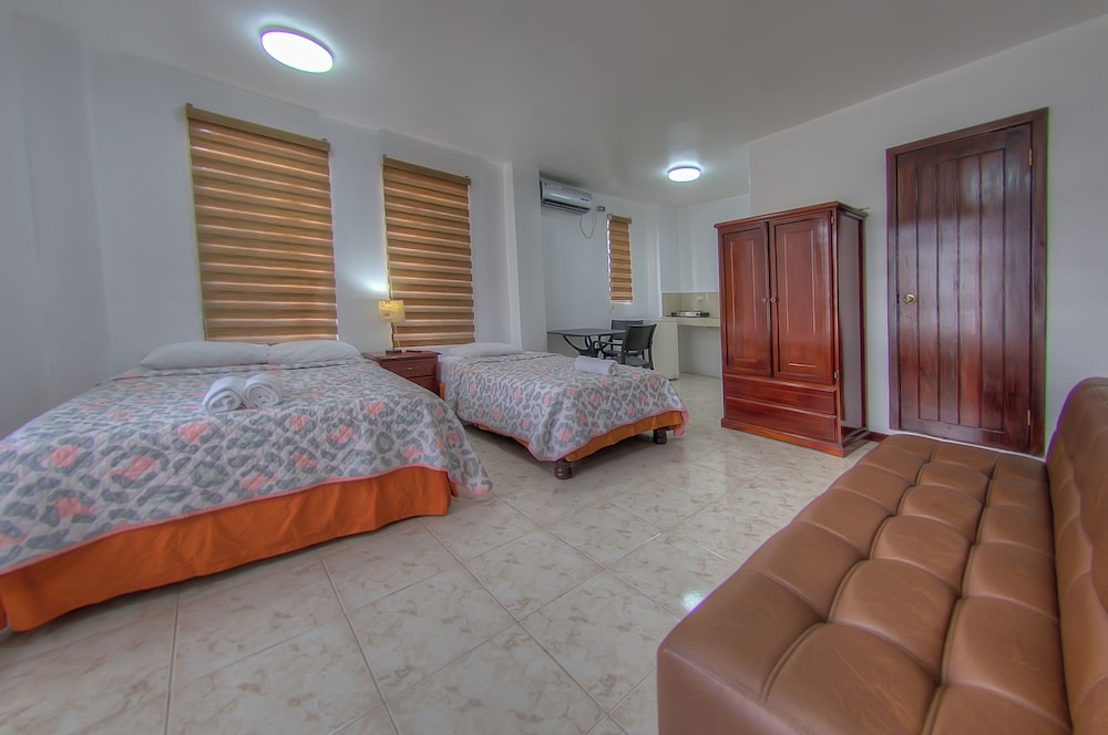 Standard Double or Twin Room photo 2