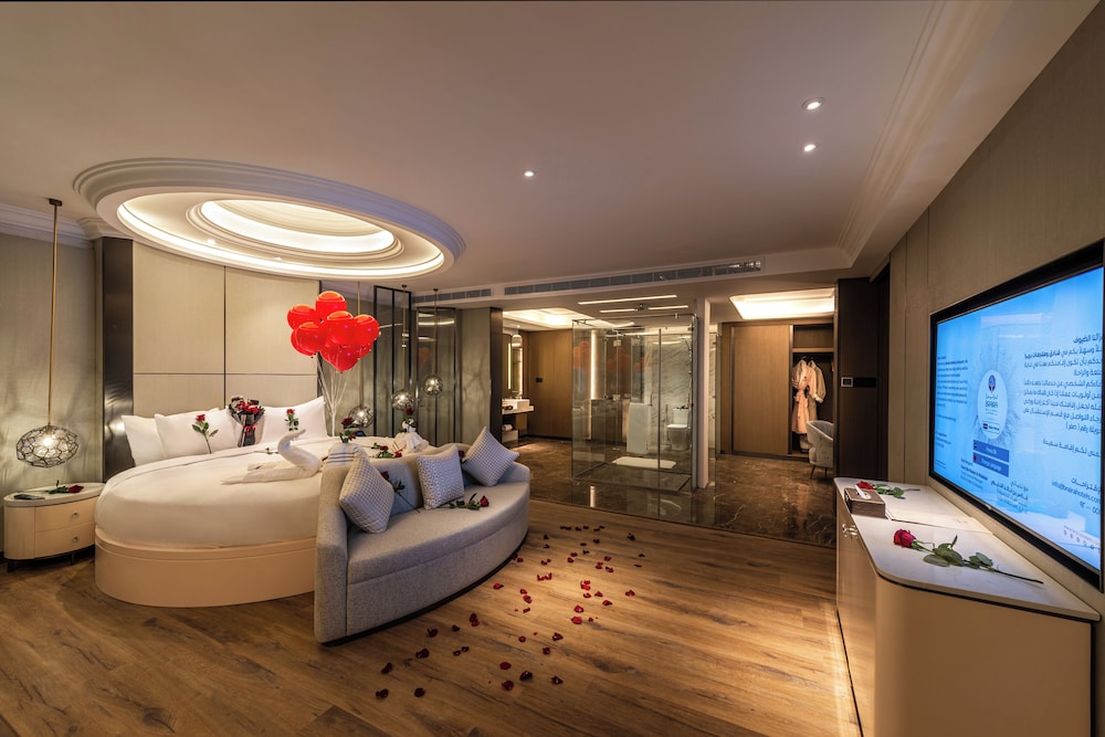 Royal Suite - Photo 8