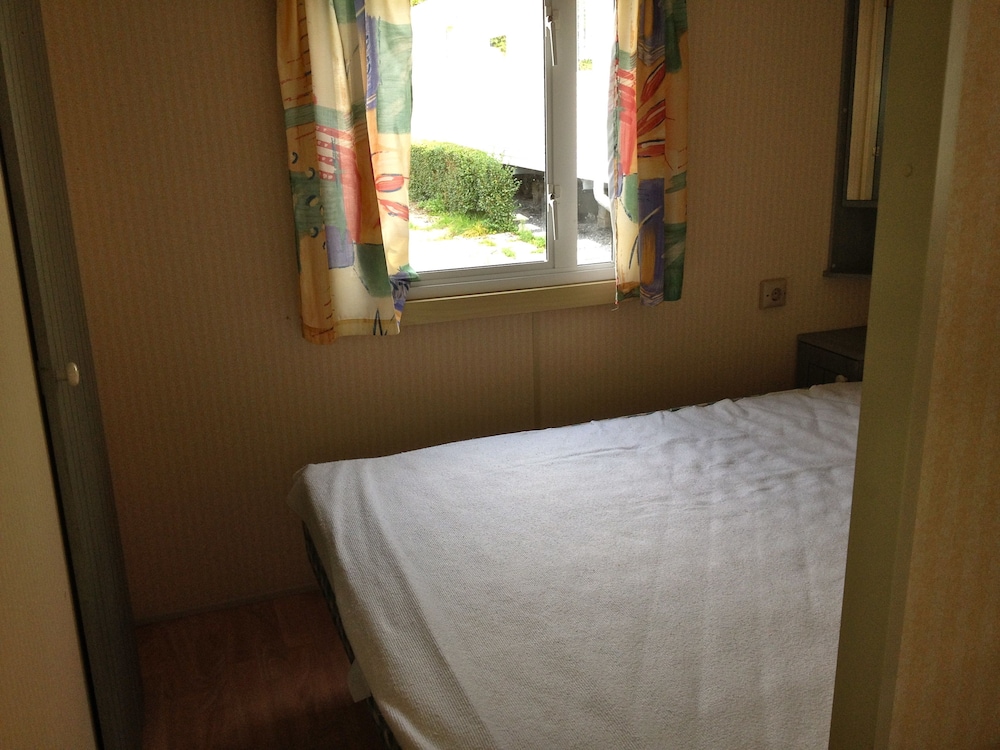 Standard Mobile Home photo 1