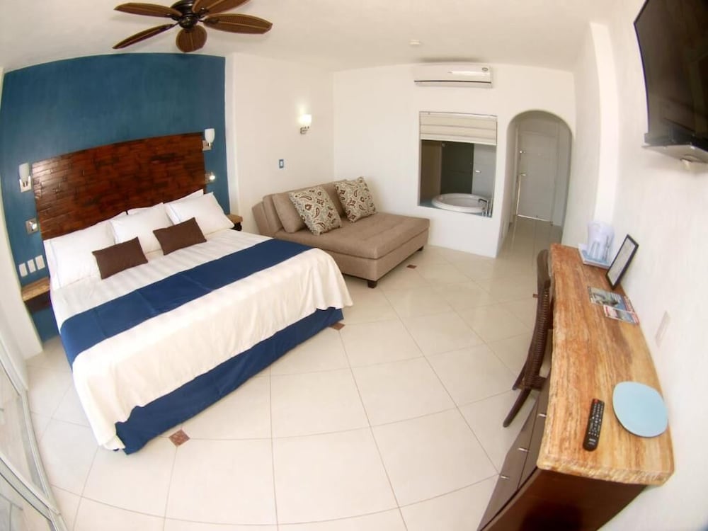Elite Room, Private Pool, Ocean View photo 2