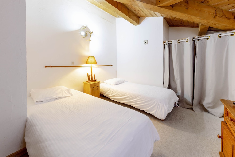 Economy Room, 2 Bedrooms photo 3