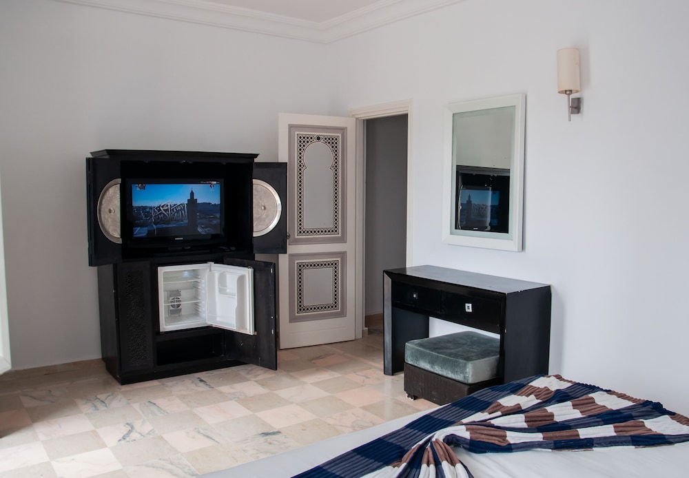 Suite - Photo 10