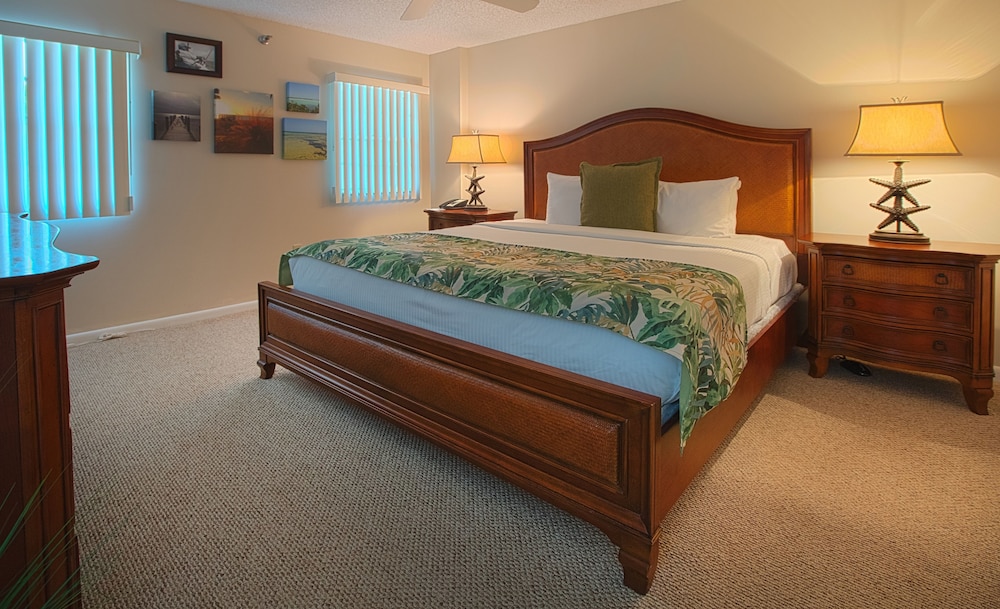 Suite, Multiple Beds, Ocean View (Standard Two Bedroom Ocean View Suite) - Photo 1