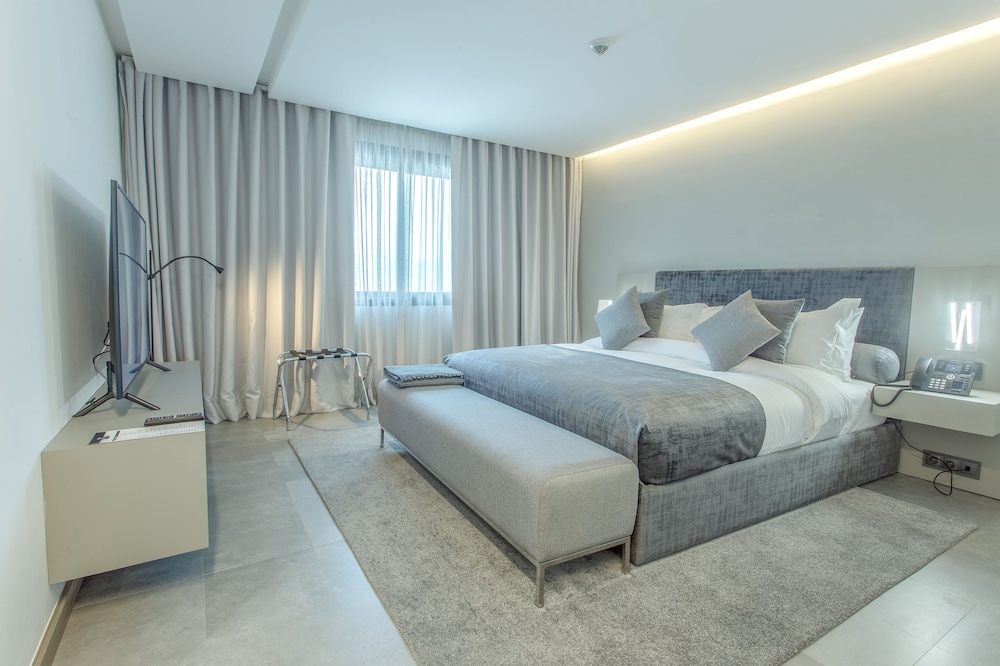 Luxury Apartment photo 1