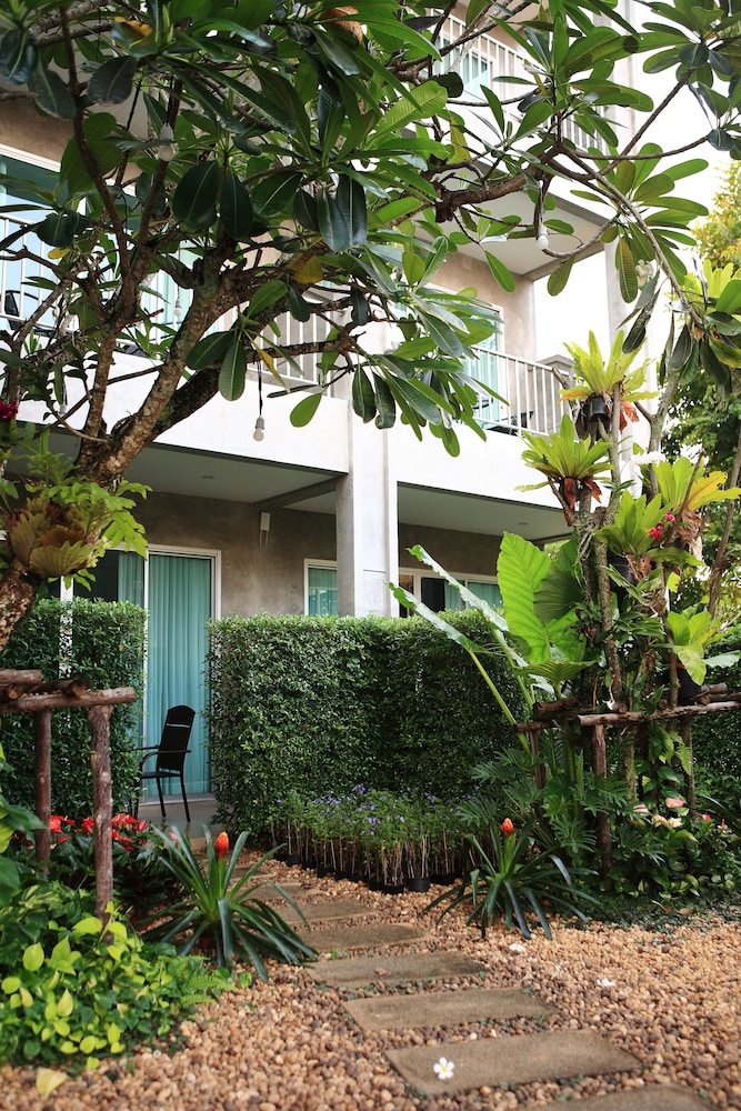 Garden View Room - Photo 25