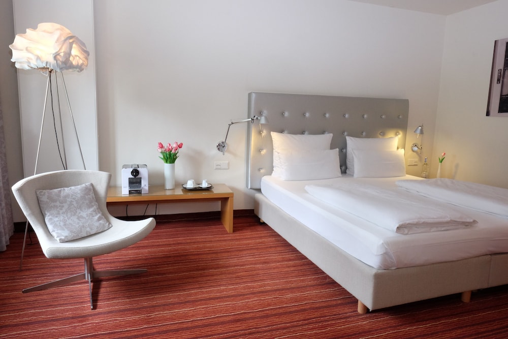 Business Plus Double Room photo 3