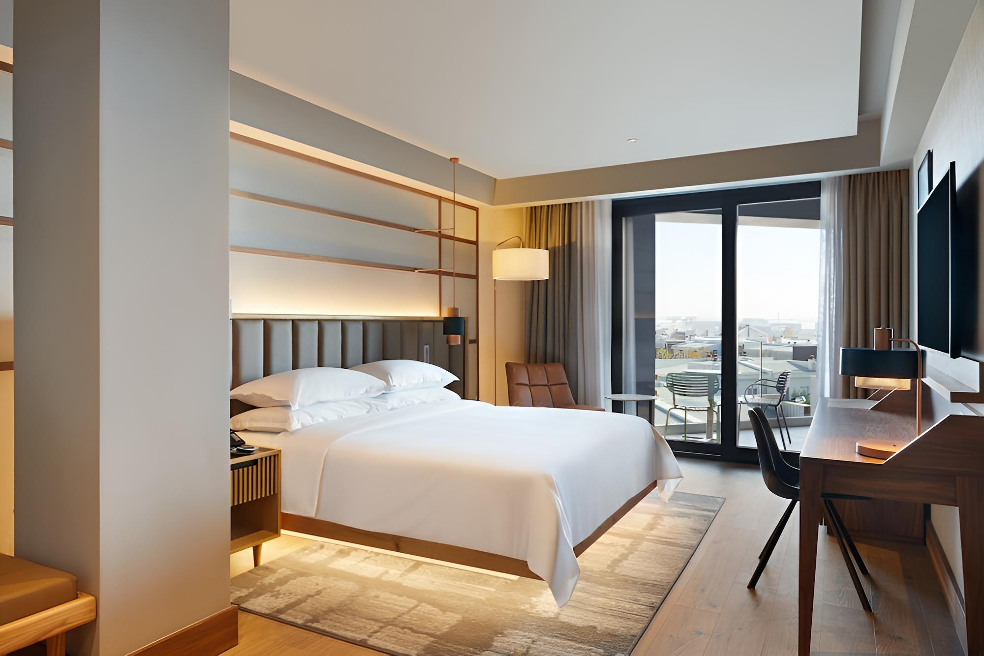 Premium Room, 1 King Bed, Terrace - Photo 1