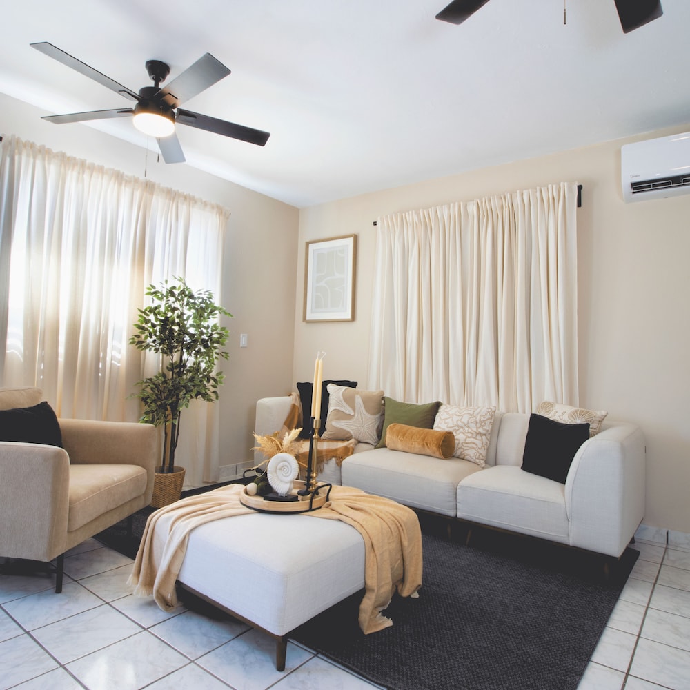 Luxury House, Beachside photo 1