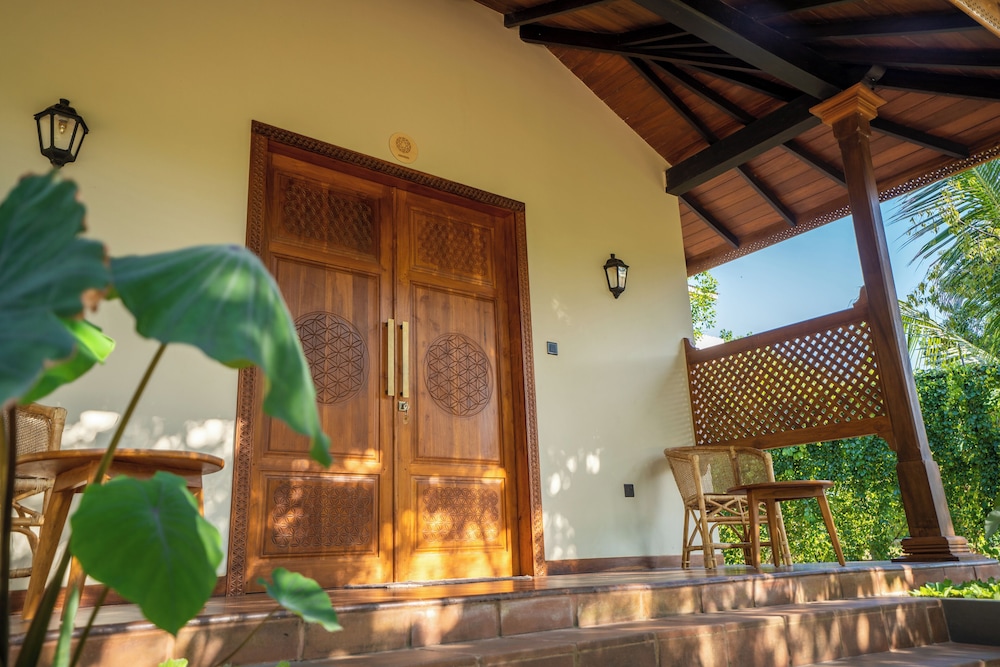 Luxury Double Room, Balcony, Lagoon View photo 2