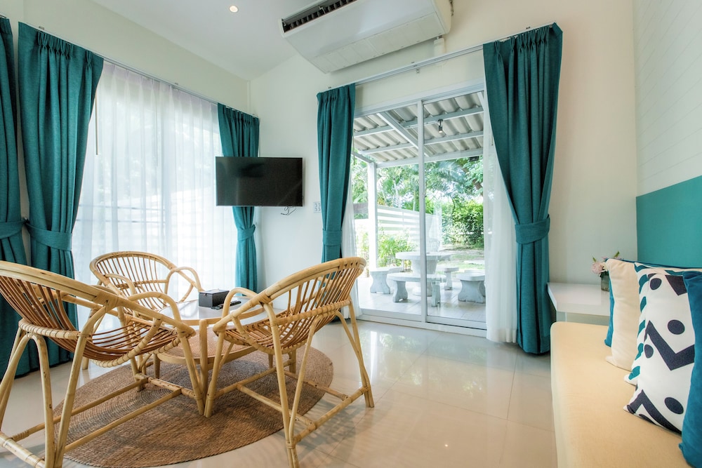 Grand Premier Two Bedroom Pool Villa