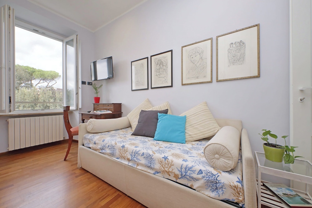 Apartment, City View
