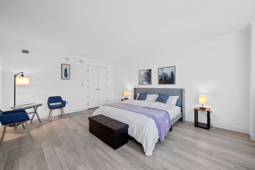 Apartment (4 Bedrooms)