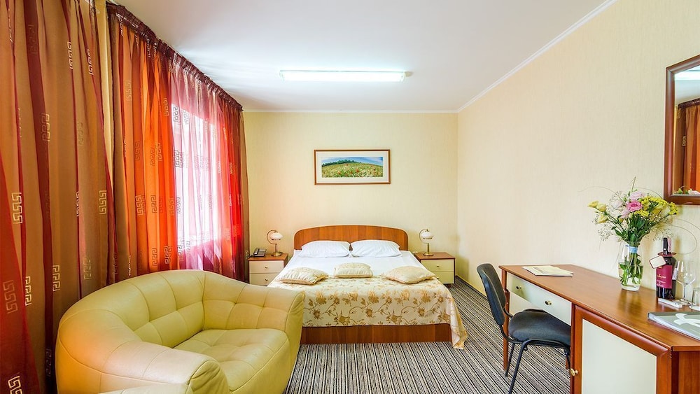 Luxury Suite photo 1