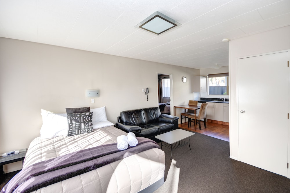 One Bedroom Apartment, Sleeps 4