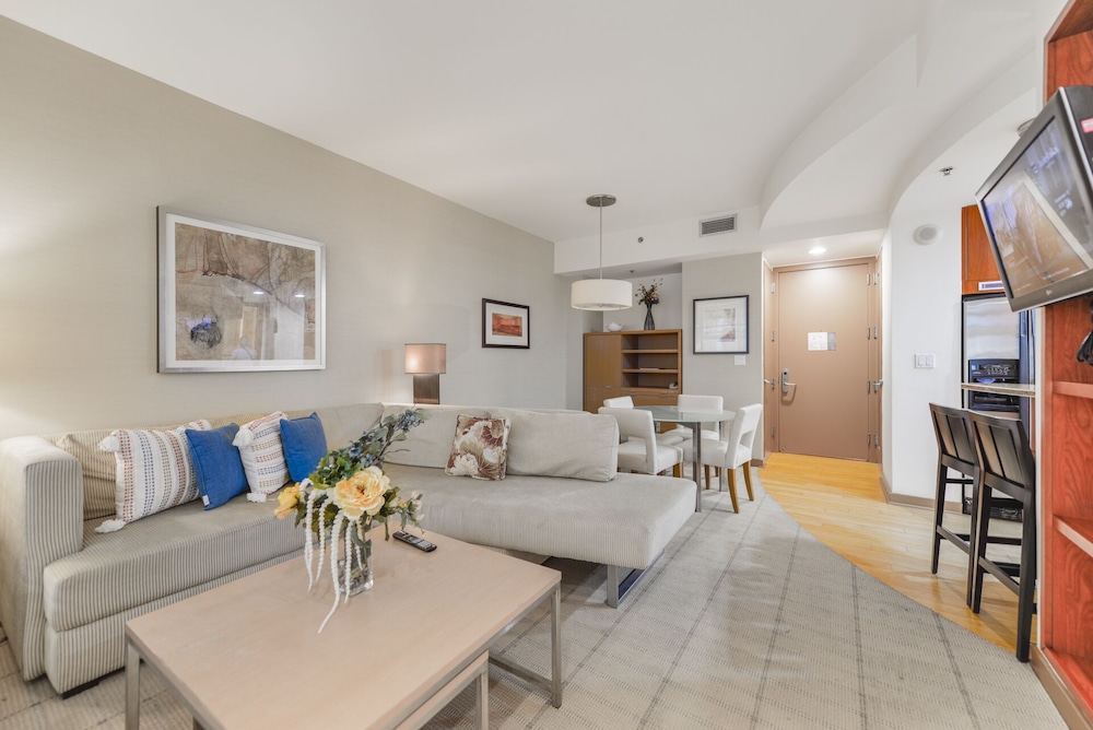 Business Apartment photo 1