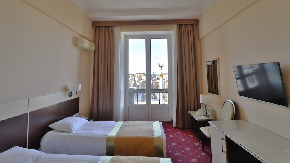 Panoramic Twin Room photo 1