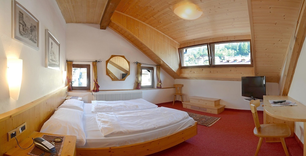 Standard Penthouse photo 1