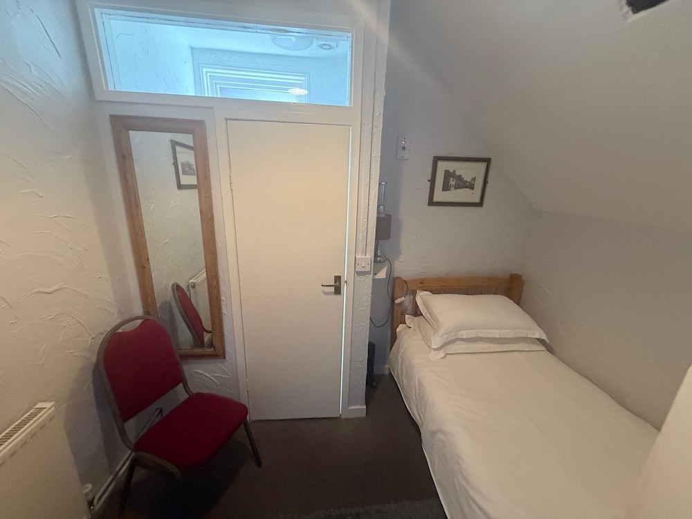 Basic Single Room