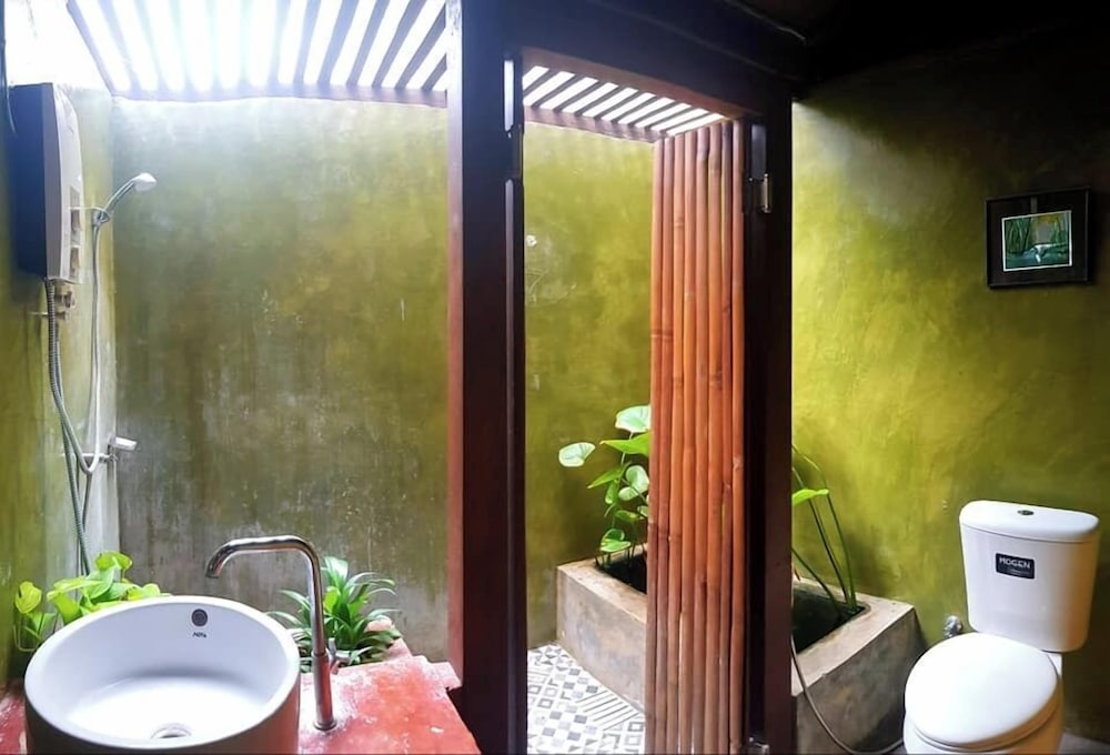 Classic Double Room, Balcony, Garden View photo 2