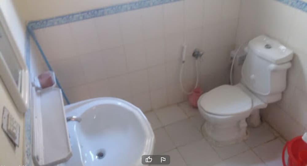 Standard Double or Twin Room photo 3