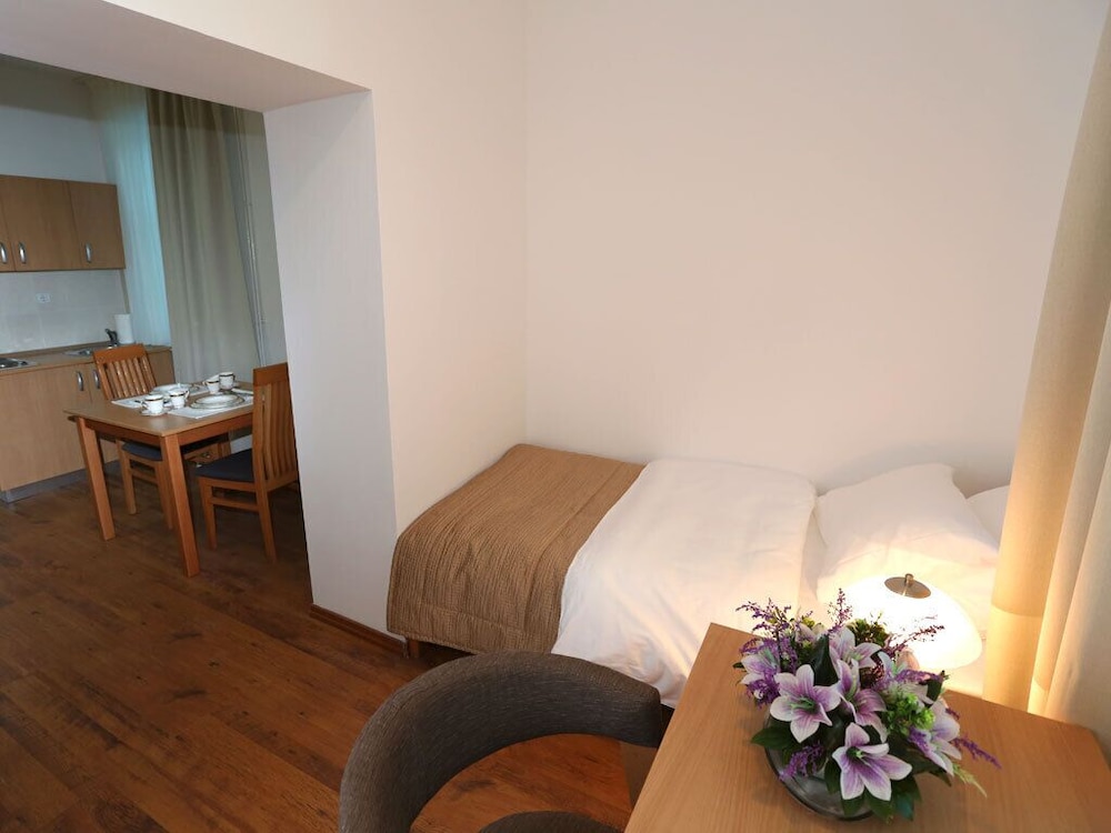 Classic Single Room