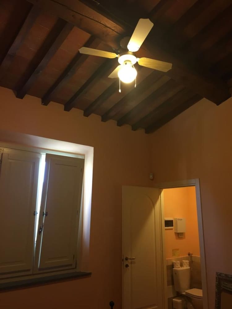 Family Room, Annex Building photo 1