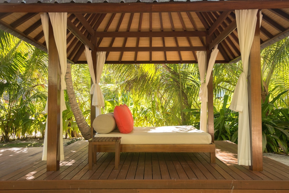 Deluxe Beach Cottage