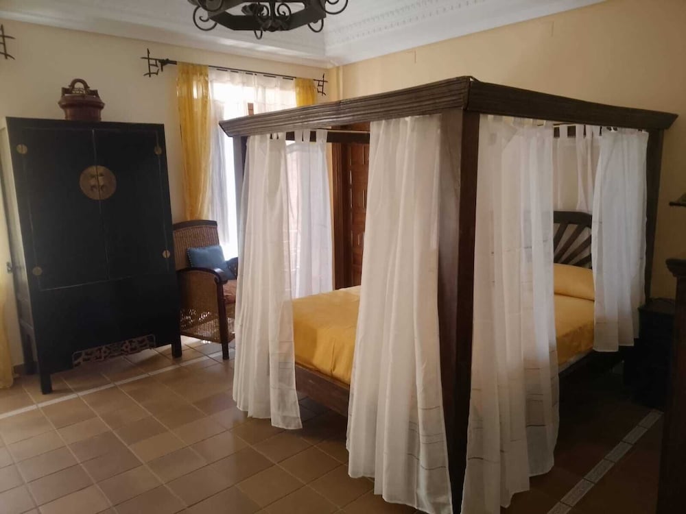 Exclusive Room