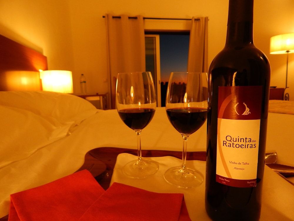Comfort Double Room, 1 Queen Bed, Accessible, Vineyard View photo 2