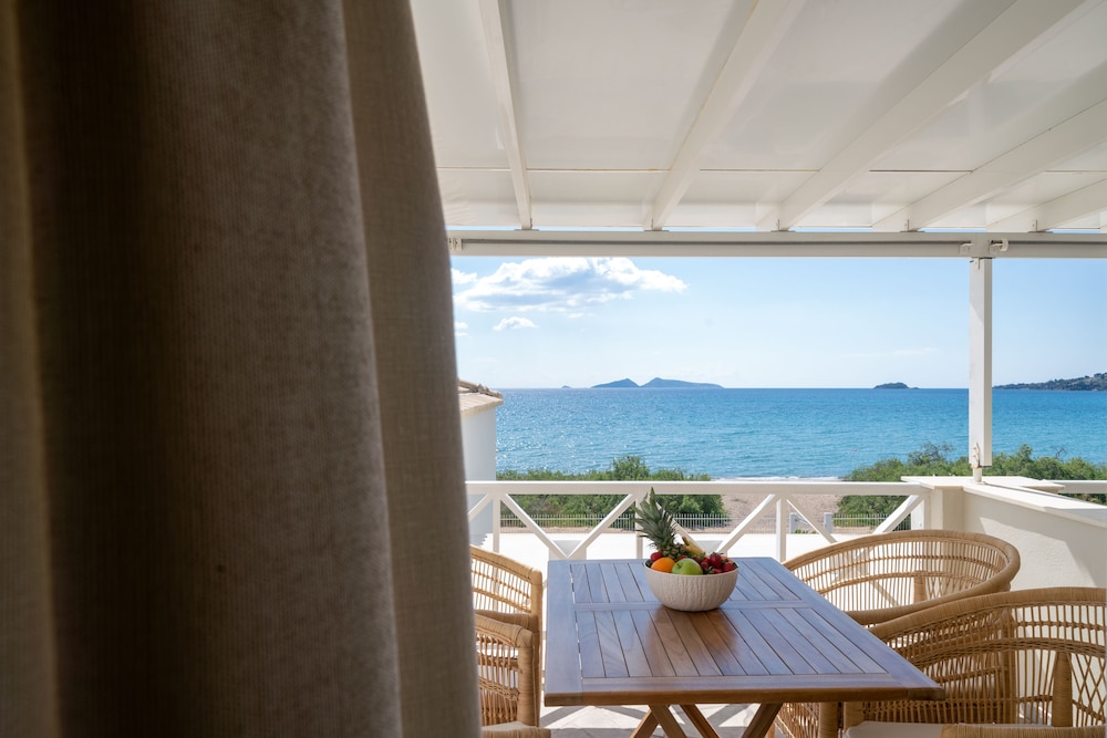 Double Room, 1 Double Bed with Sofa bed, Sea View, Mezzanine (10) photo 3