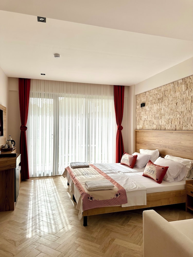 Family Room, Sea View