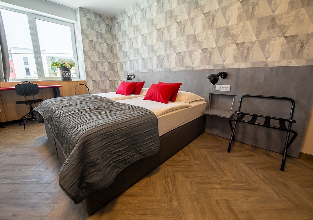 Double Room - Photo 7