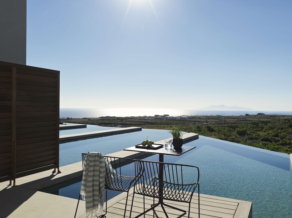 Suite, Private Pool, Sea View (Lava) - Photo 3