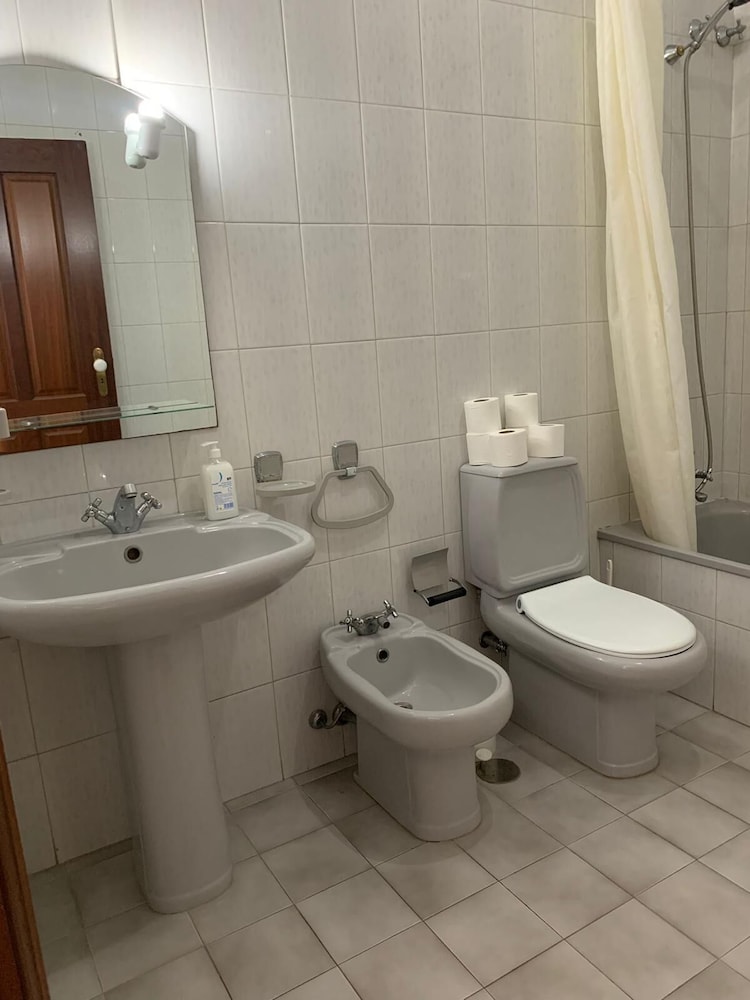 Basic Twin Room (SUITE 13) photo 2