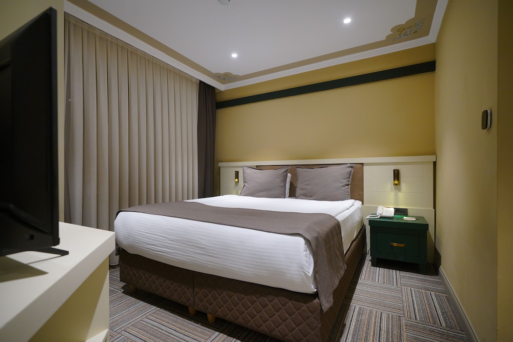 SUPERIOR ROOM, GARDEN VIEW - Photo 2