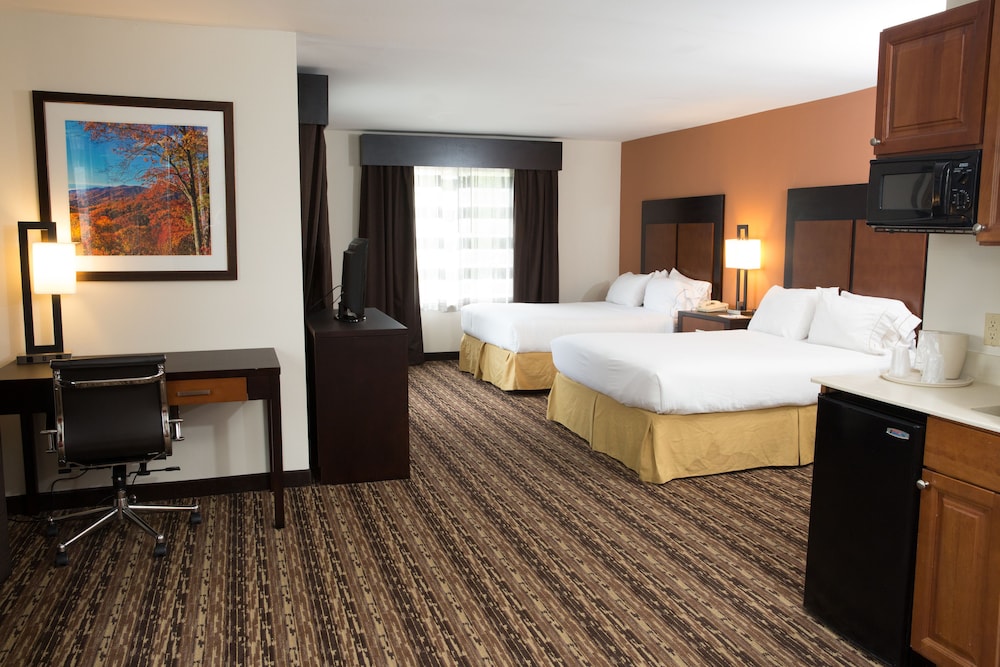 Suite, 2 Queen Beds, Accessible (Mobility, Accessible Tub) - Photo 3