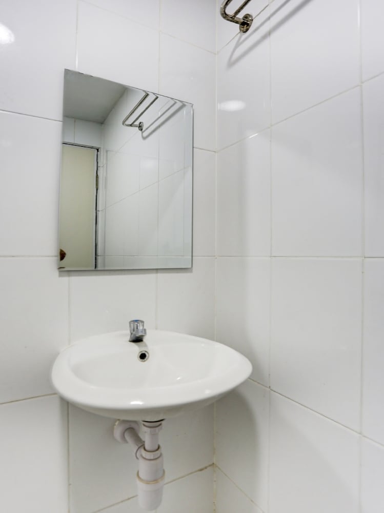 Standard Double Room - Photo 4