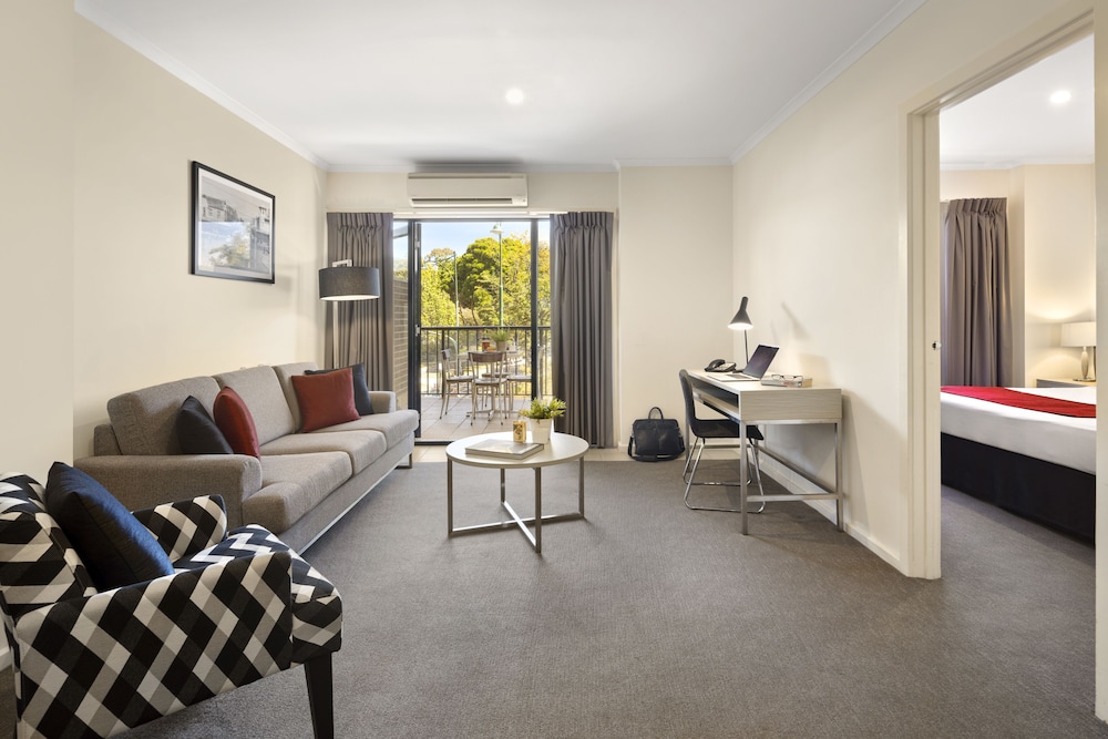 Two Bedroom Apartment - Photo 6