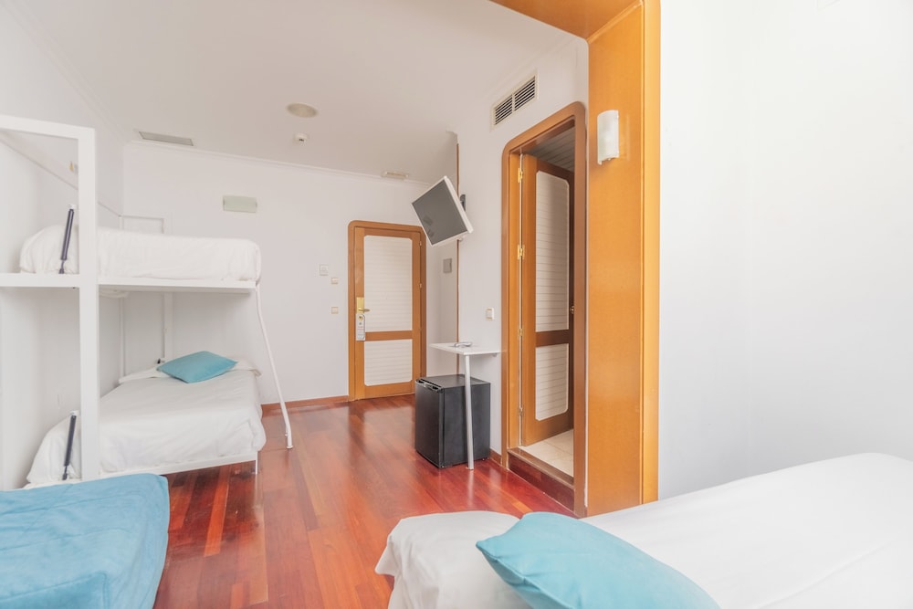 Habitación Triple Económica