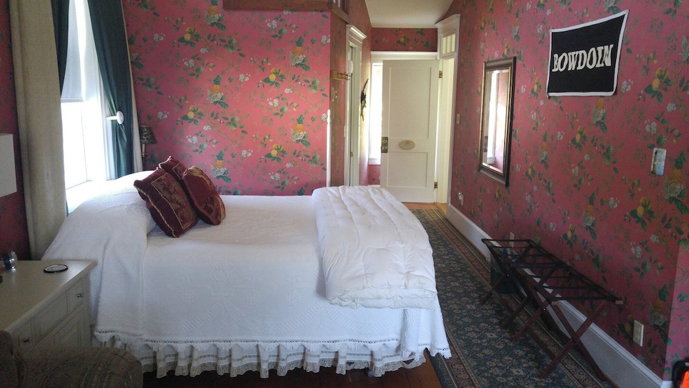 Room, 1 Queen Bed, Fireplace, Ocean View