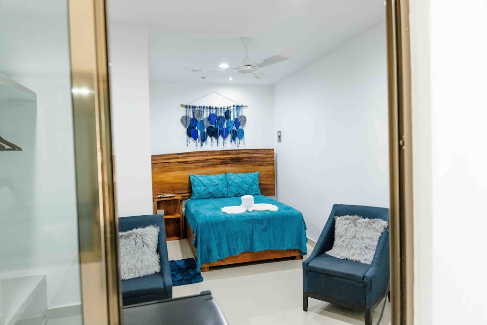 Basic Double Room photo 3
