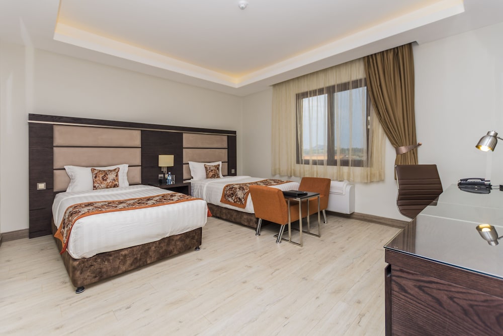 Deluxe Room, 2 Twin Beds, Non Smoking photo 3