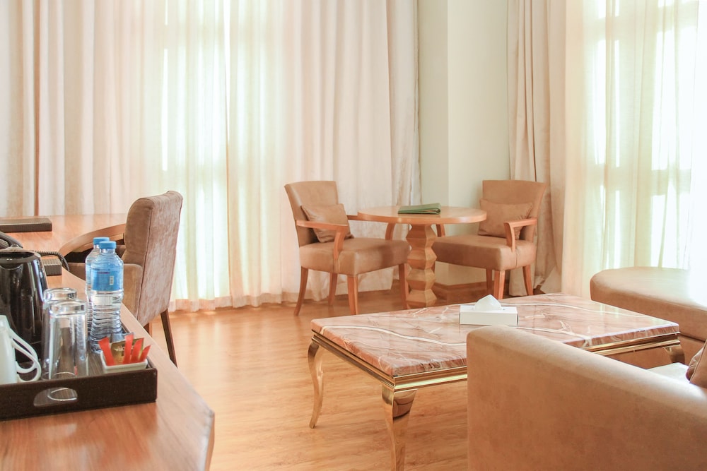 Executive Suite photo 1