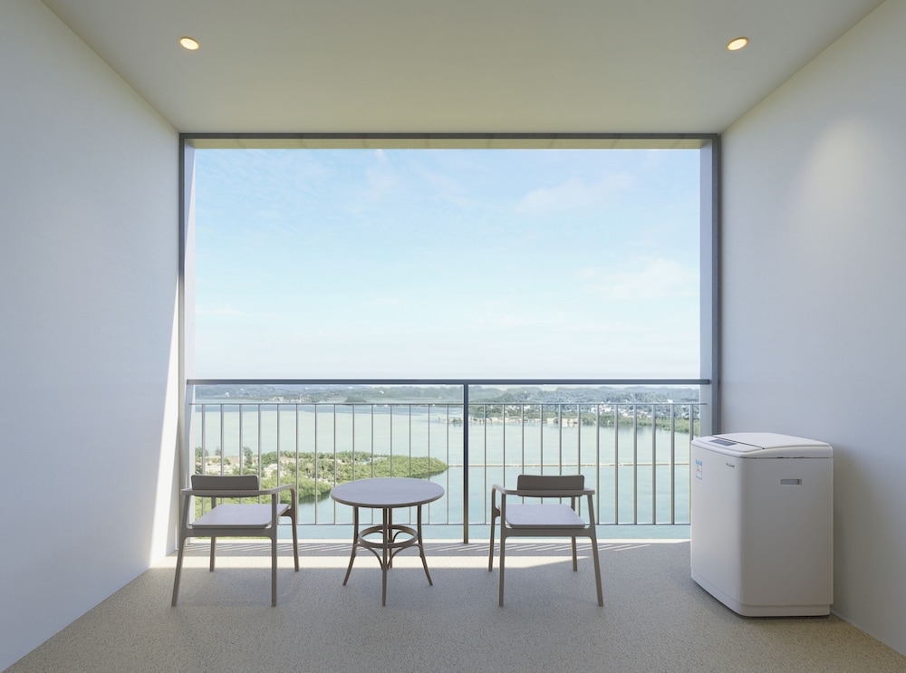 Deluxe Double or Twin Room, Ocean View photo 2