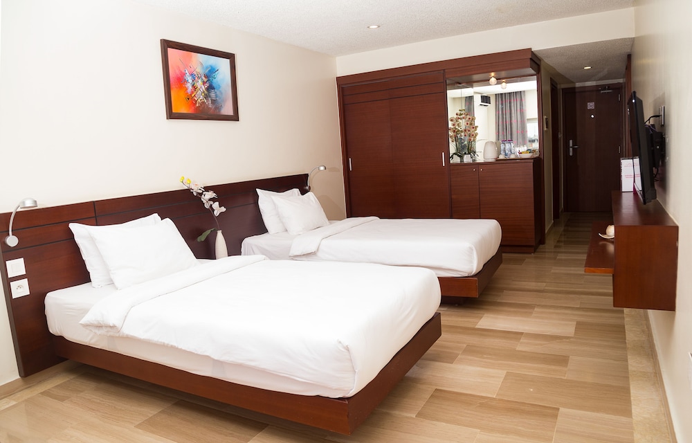 Deluxe Twin Room, Multiple Beds, Non Smoking photo 2