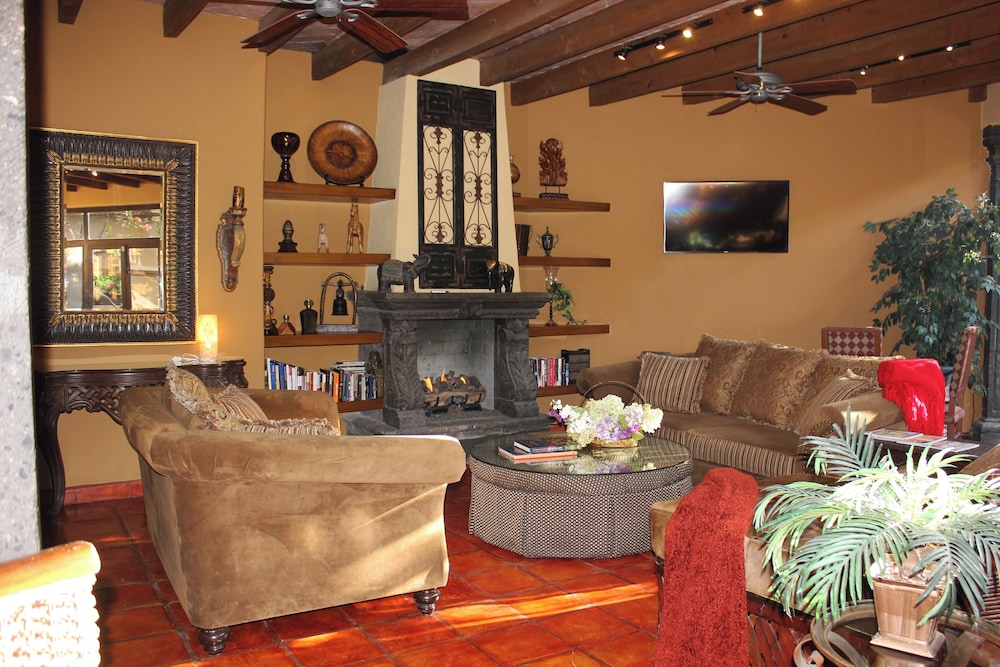 Luxury House, 3 Bedrooms, Terrace, City View photo 3