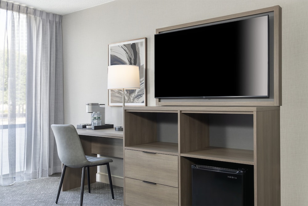 Room (Twin)