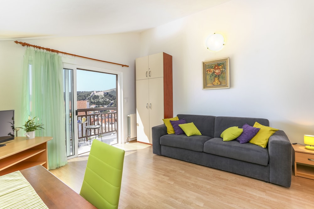 Superior Apartment photo 2