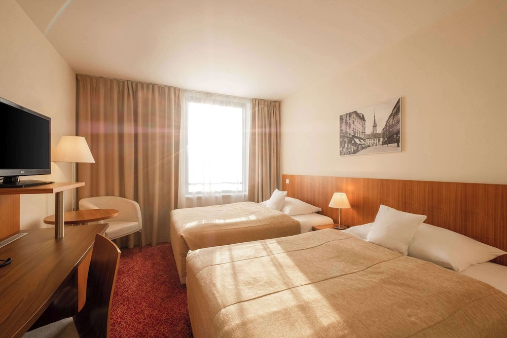 Deluxe Suite, Non Smoking photo 3